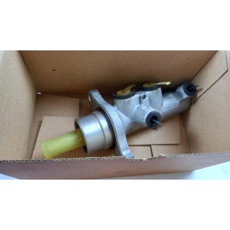 Pièce pour OPEL - Master Cylinder, Brakes 93179177