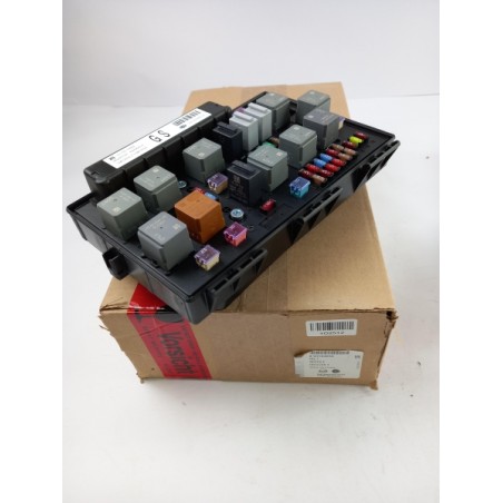 Pièce pour OPEL - Fuse Box 93184656