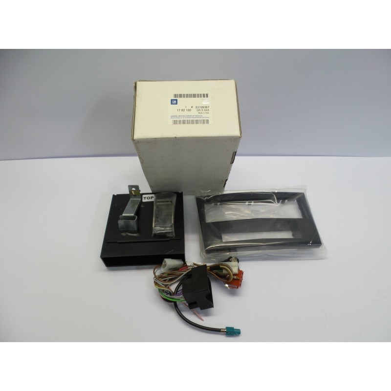 Pièce pour OPEL - Instrument Panel Part/Trim 93199387