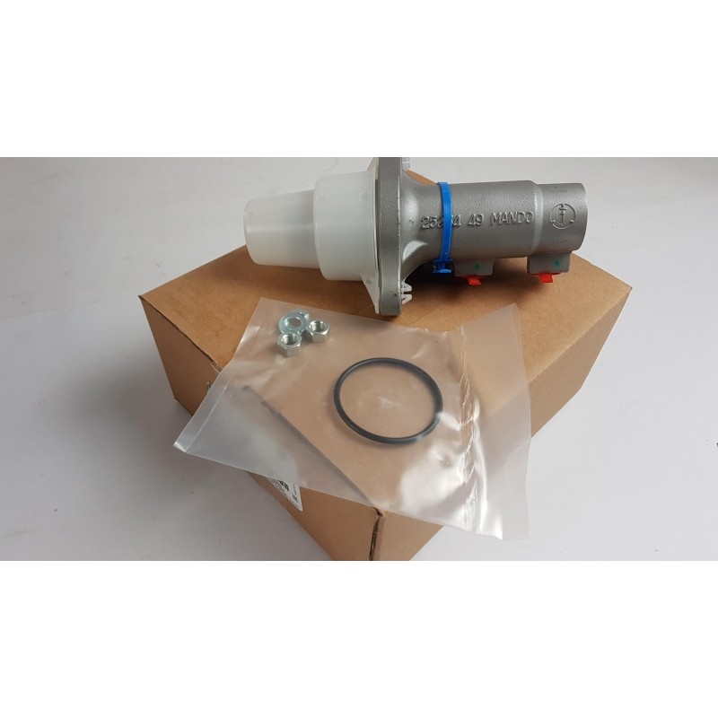 Pièce pour OPEL - Master Cylinder, Brakes 93745974