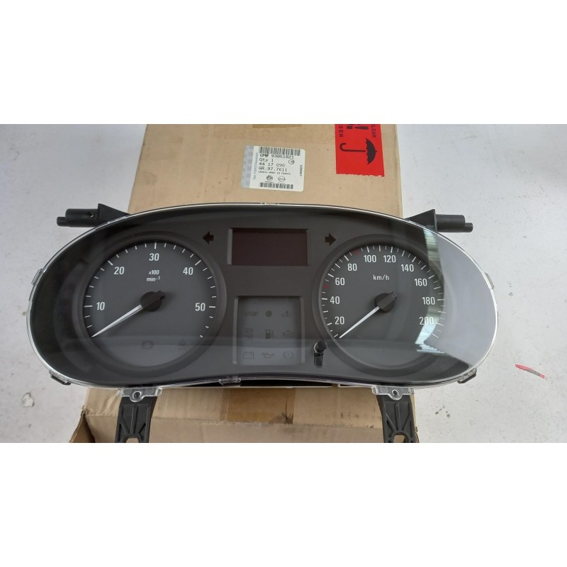 Pièce pour OPEL - Instrument Cluster 93851821