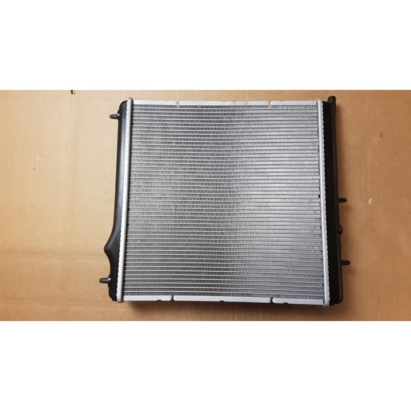 Pièce pour PEUGEOT/CITROEN - Radiator, Engine Cooling 1330W9