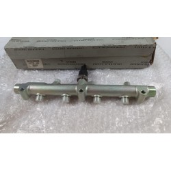 Pièce pour PEUGEOT/CITROEN - Distributor Pipe, Fuel 1570A0