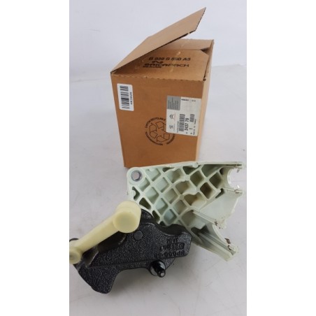 Pièce pour PEUGEOT/CITROEN - Bracket 243779