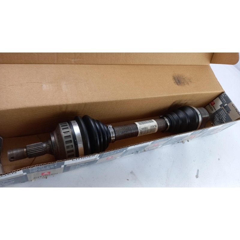 Pièce pour PEUGEOT/CITROEN - Drive Shaft 32722G