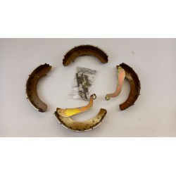 Pièce pour PEUGEOT/CITROEN - Brake Shoe Set 4241H9