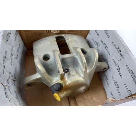 Pièce pour PEUGEOT/CITROEN - Brake Caliper 4401A8