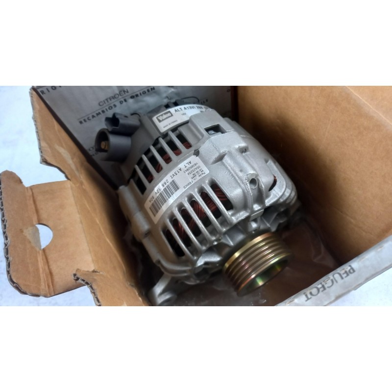 Pièce pour PEUGEOT/CITROEN - Alternator 5705EL