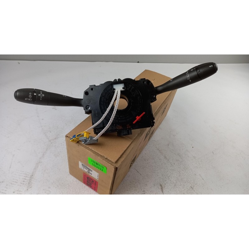 Pièce pour PEUGEOT/CITROEN - Steering Column Switch 6242WF