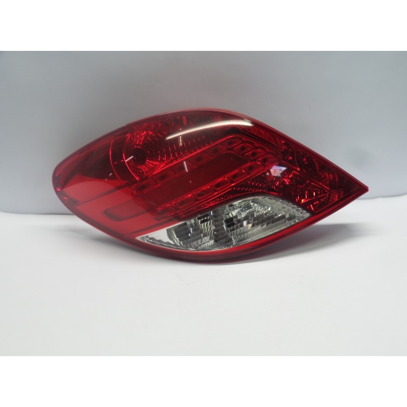 Pièce pour PEUGEOT/CITROEN - Combination Rearlight 6350HQ
