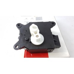 Pièce pour PEUGEOT/CITROEN - Control, Blending Flap 6447NR