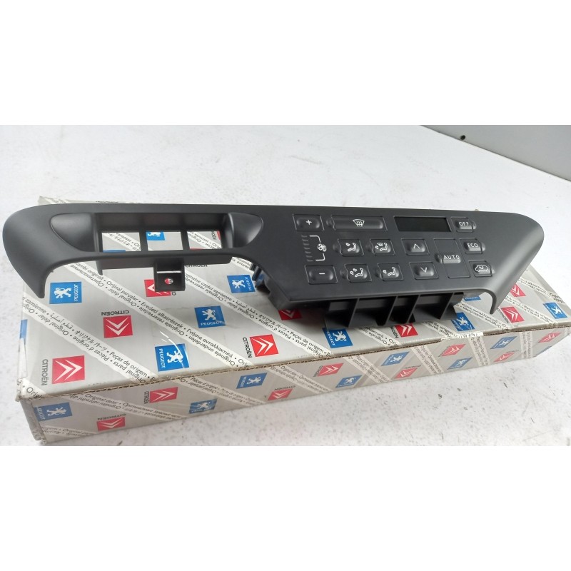Pièce pour PEUGEOT/CITROEN - Control Element, Heating/Ventilation 6451HS