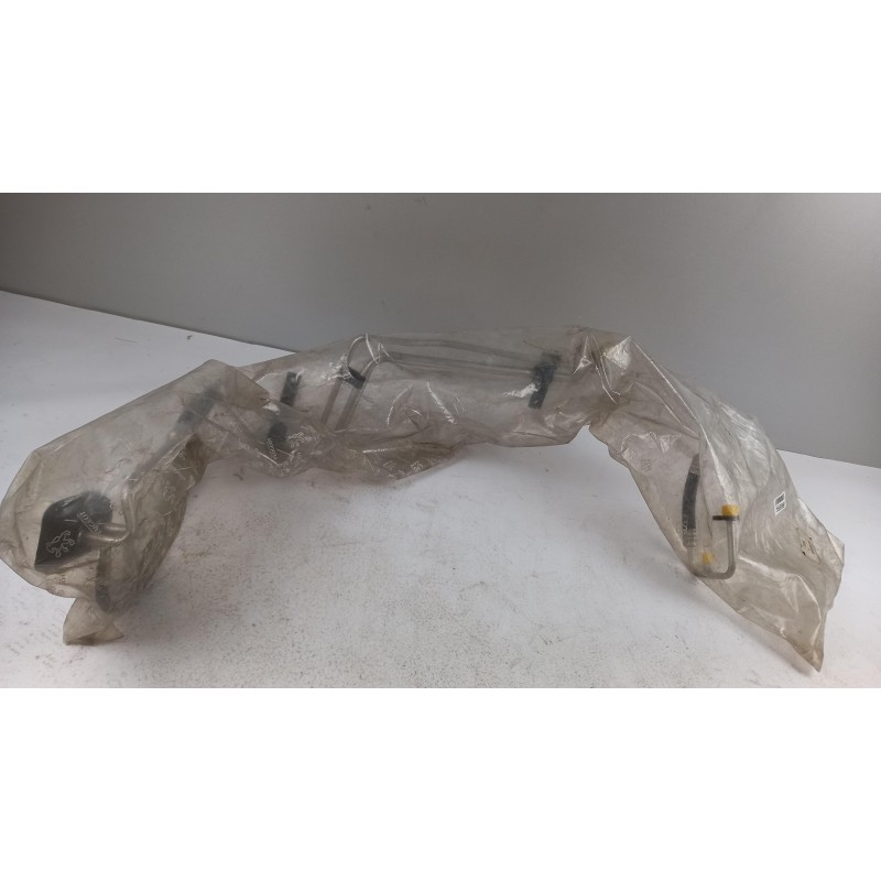 Pièce pour PEUGEOT/CITROEN - Pressure Line, Air Conditioning 6457Z0