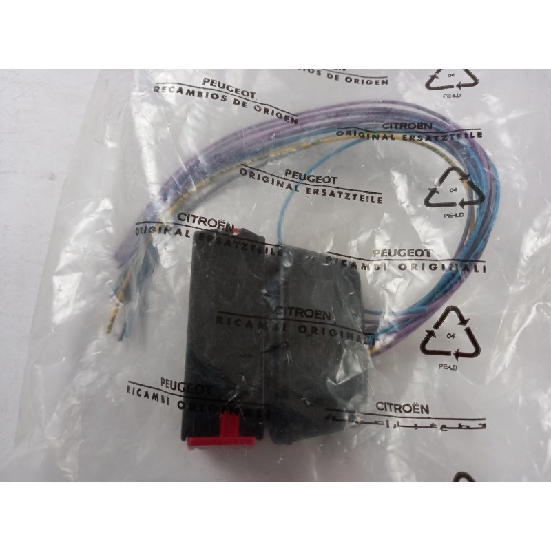 Pièce pour PEUGEOT/CITROEN - Plug Housing 6542WC