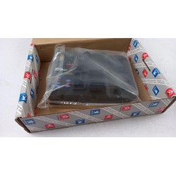 Pièce pour PEUGEOT/CITROEN - Fuse Box 6580L7