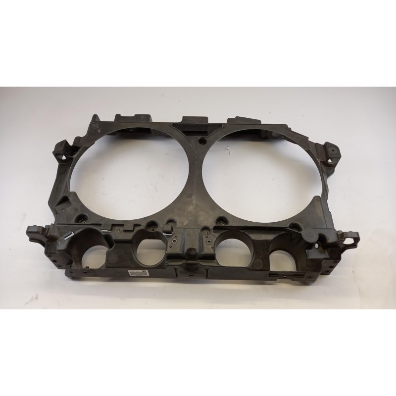 Pièce pour PEUGEOT/CITROEN - Cowling, Radiator Fan 7104LY