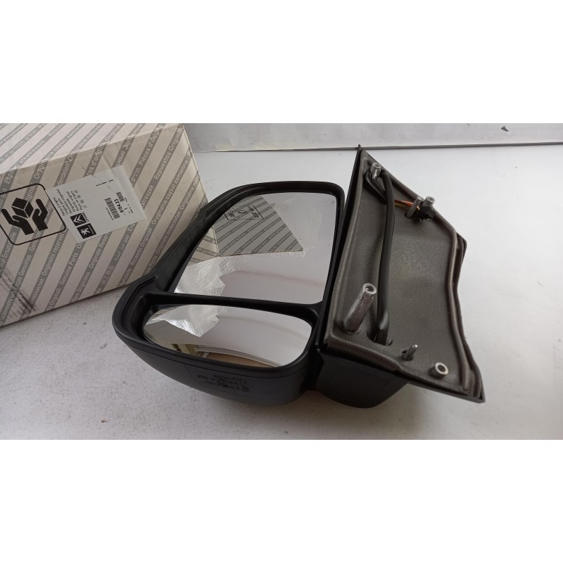 Pièce pour PEUGEOT/CITROEN - Outside Mirror 815423