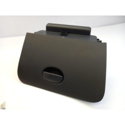 Pièce pour PEUGEOT/CITROEN - Glove Box 8218Q6