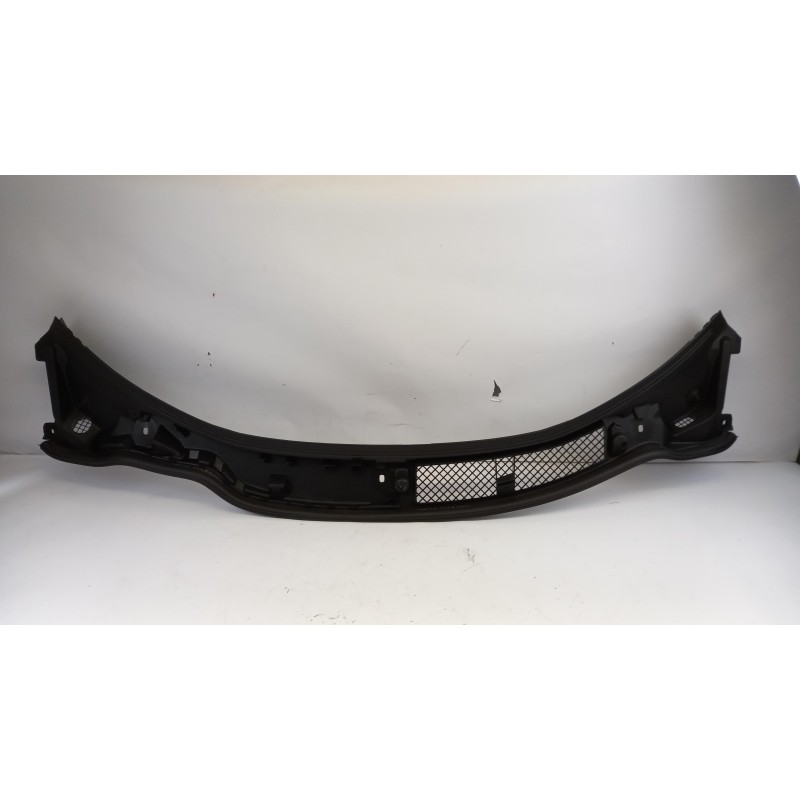 Pièce pour PEUGEOT/CITROEN - Windscreen Cowling 8251CA