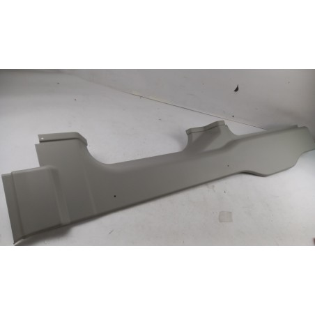Pièce pour PEUGEOT/CITROEN - Pillar Trim 8335L8