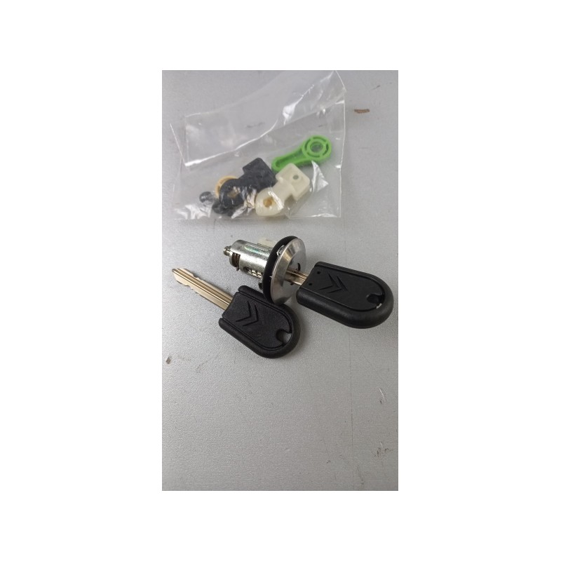 Pièce pour PEUGEOT/CITROEN - Lock Cylinder 9170AT