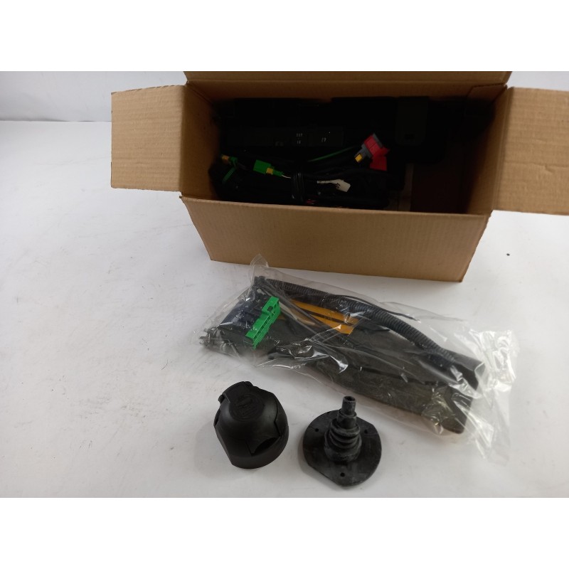Pièce pour PEUGEOT/CITROEN - Electric Kit, Towbar 942899