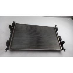 Pièce pour PEUGEOT/CITROEN - Radiator, Engine Cooling 9809141780