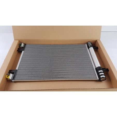 Pièce pour PEUGEOT/CITROEN - Condenser, Air Conditioning 9816746580
