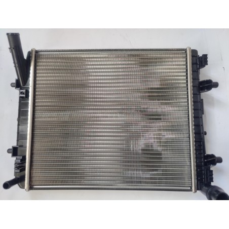 Pièce pour PEUGEOT/CITROEN - Radiator, Engine Cooling B000622380