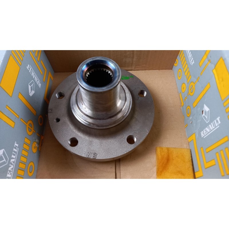 Pièce pour RENAULT - Wheel Hub 8200807882
