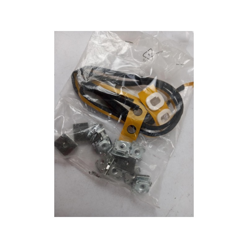 PIECE POUR RENAULT 960972802R