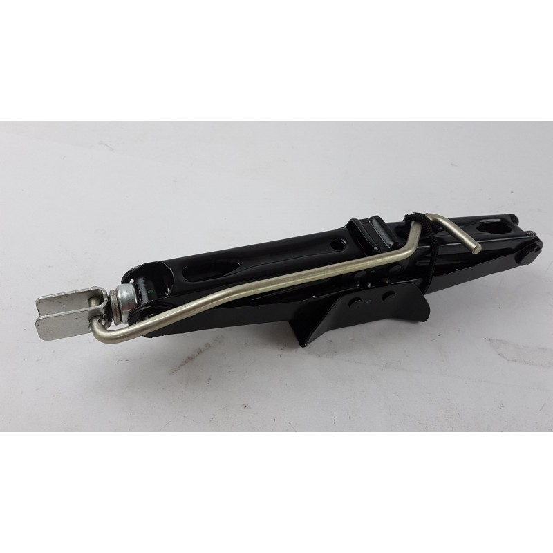 PIECE POUR RENAULT 995504629R