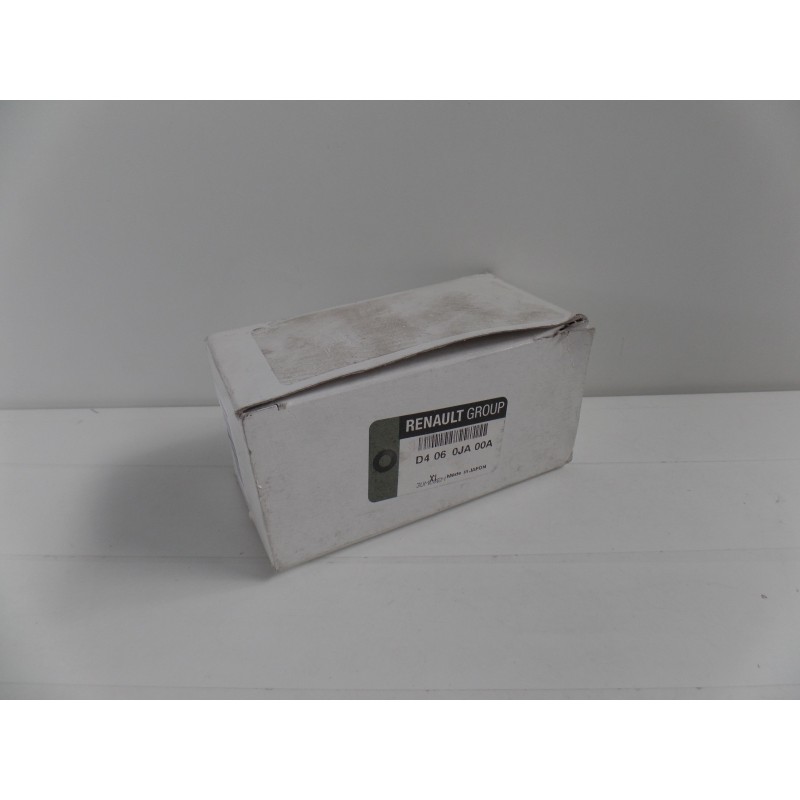 PIECE POUR RENAULT D4060JA00A