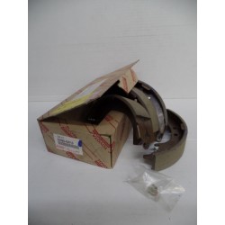 Pièce pour TOYOTA - Brake Shoe Set 0449542010