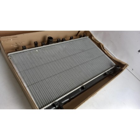 Pièce pour TOYOTA - Radiator, Engine Cooling 164000G010