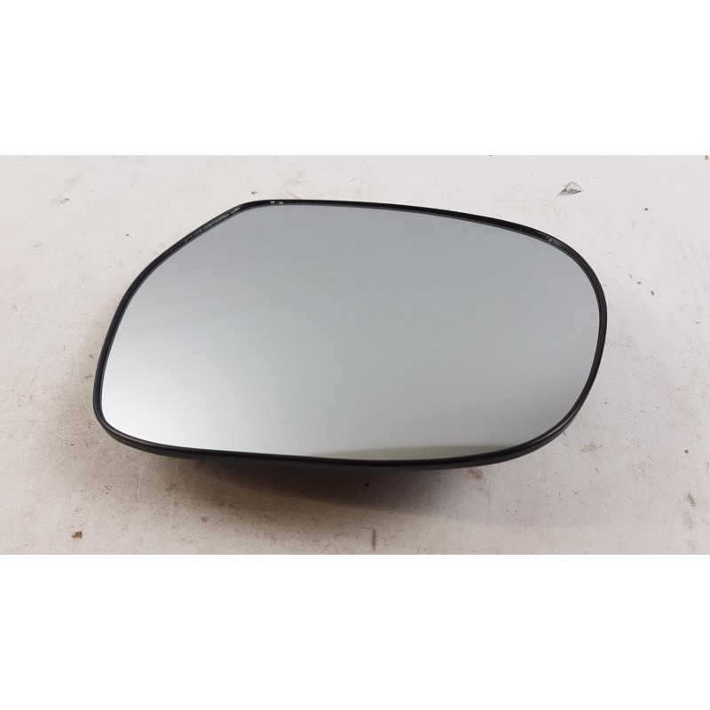 Pièce pour TOYOTA - Mirror Glass, Outside Mirror 879616A200