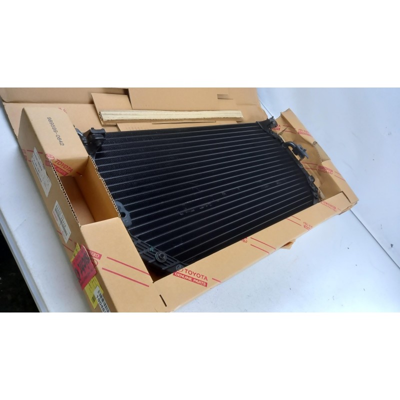 Pièce pour TOYOTA - Condenser, Air Conditioning 8846020370