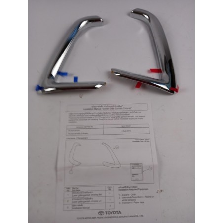 Pièce pour TOYOTA - Bumper Grille Insert PC4040K002