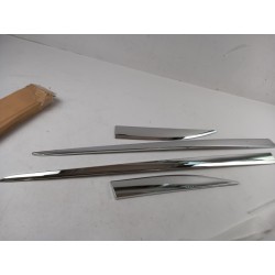 Pièce pour TOYOTA - Trim/Protective Strip Set, Door PW1560200001