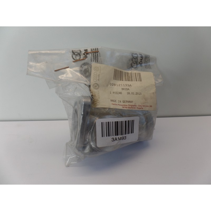 Pièce pour VAG - Coolant Flange 028121133A
