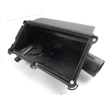 Pièce pour VAG - Air Filter Housing/Cover 028129037B