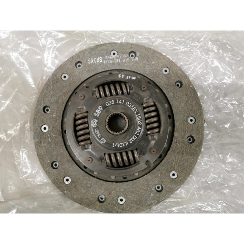 Pièce pour VAG - Clutch Disc 028141035EX