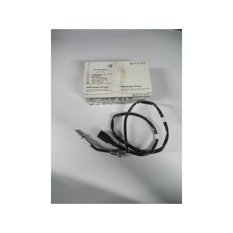 Pièce pour VAG - Sensor, Exhaust Gas Temperature 03P906088A