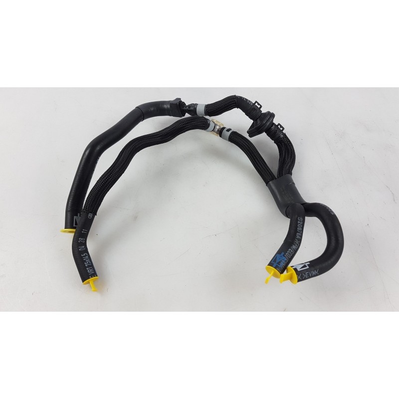 Pièce pour VAG - Fuel Hose 059130300EH