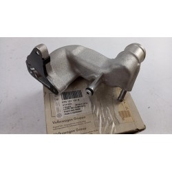 Pièce pour VAG - Coolant Pipe 070121131E