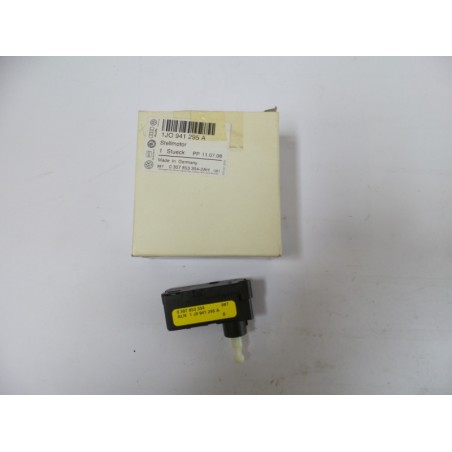 Pièce pour VAG - Servomotor, Headlight Range Adjustment 1J0941295A