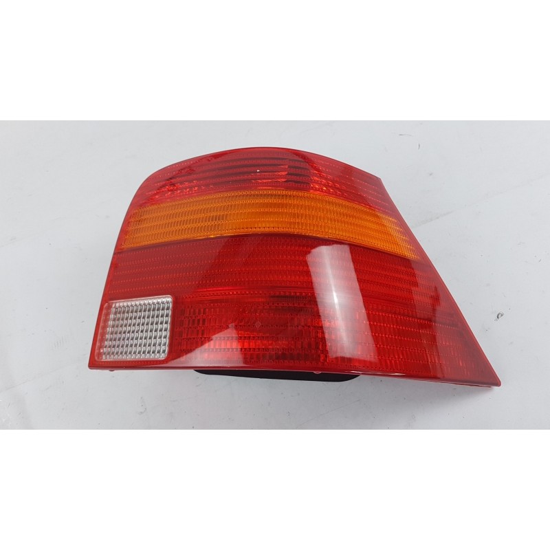 Pièce pour VAG - Combination Rearlight 1J6945096R