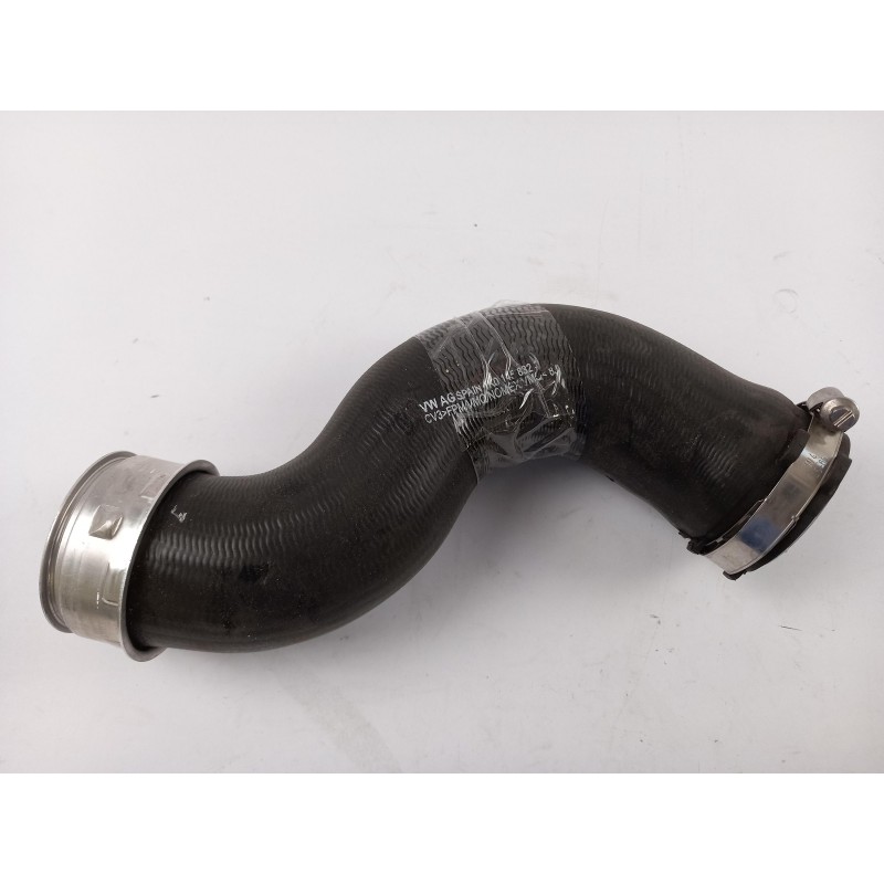 Pièce pour VAG - Charger Intake Hose 1K0145832S