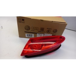 Pièce pour VAG - Combination Rearlight 1P0945108E