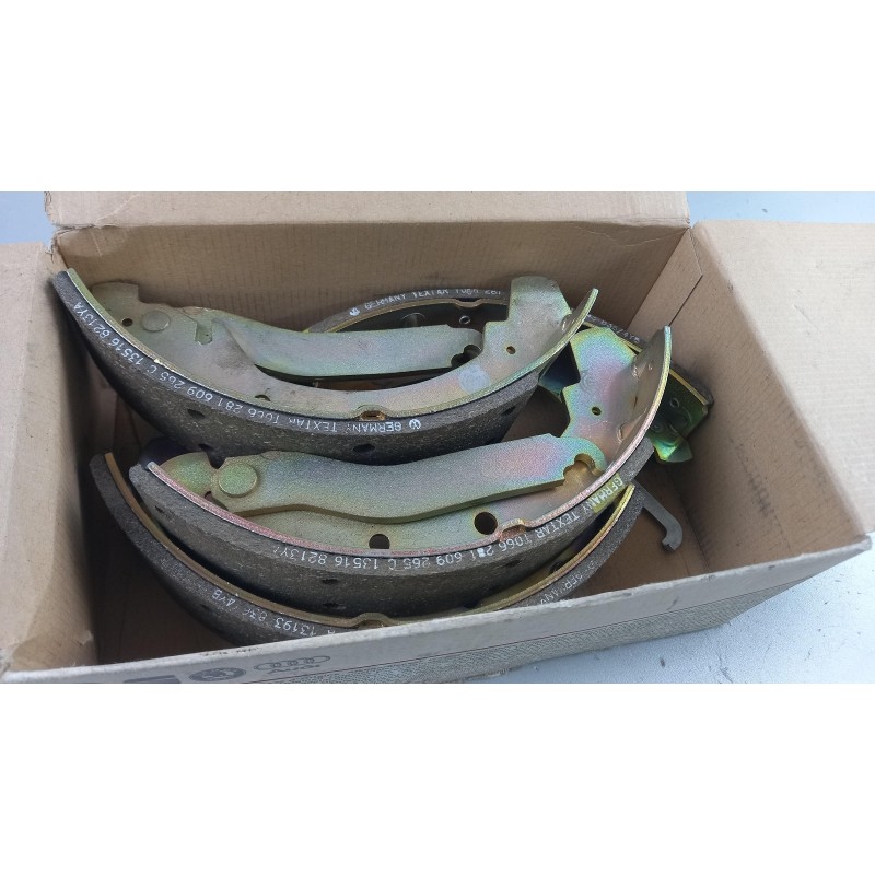 Pièce pour VAG - Brake Shoe Set 281698527GX